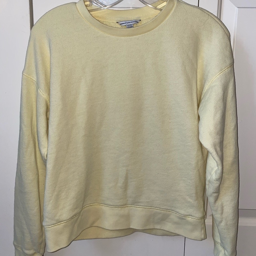 American Eagle crewneck sweatshirt
